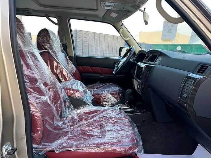 Новый Nissan Patrol V (Y61) Рестайлинг, 4.8 л, 2024 в Дубае от The One Motors Золотистый цвет. GCC | AUTO.AE