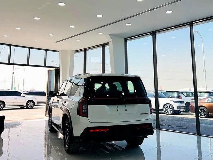 Новый Nissan Patrol VII (Y63), 3.5 л, 2026 в Дубае от The One Motors Белый цвет. GCC | AUTO.AE