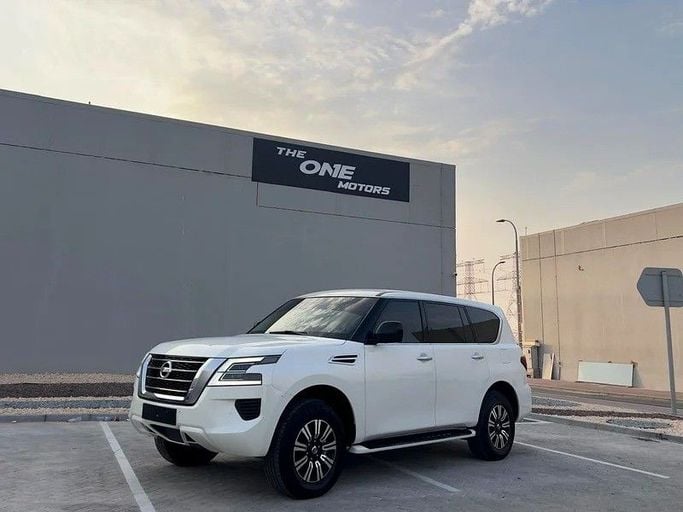 Подержанный Nissan Patrol VI (Y62) Рестайлинг 2, 4.0 л, 2020 в Дубае от The One Motors Белый цвет. GCC | AUTO.AE