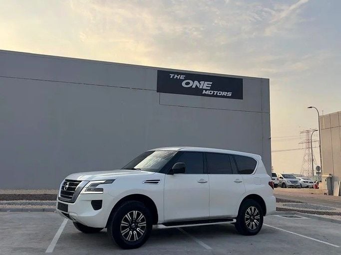 Подержанный Nissan Patrol VI (Y62) Рестайлинг 2, 4.0 л, 2020 в Дубае от The One Motors Белый цвет. GCC | AUTO.AE