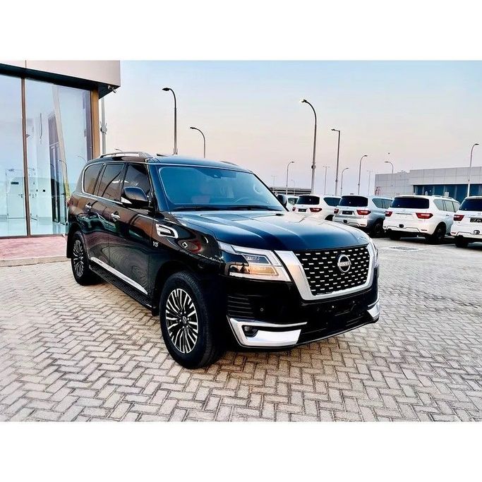 Used Nissan Patrol VI (Y62) Facelift 2, 5.6 l, 2022 in Dubai by Al Borj Motors, Black color. GCC Specs | AUTO.AE