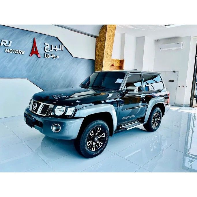 Used Nissan Patrol V (Y61) Facelift, 4.8 l, 2023 in Dubai by Al Borj Motors, Black color. GCC Specs | AUTO.AE