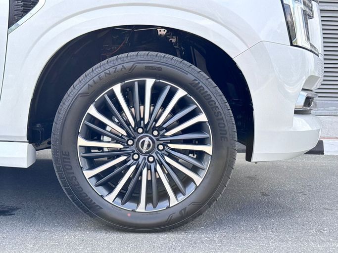 Новый Nissan Patrol VII (Y63), 3.5 л, 2025 в Дубае от Allied Motors Белый цвет. GCC | AUTO.AE