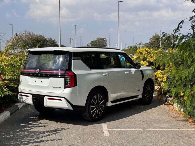 Новый Nissan Patrol VII (Y63), 3.5 л, 2025 в Дубае от Allied Motors Белый цвет. GCC | AUTO.AE