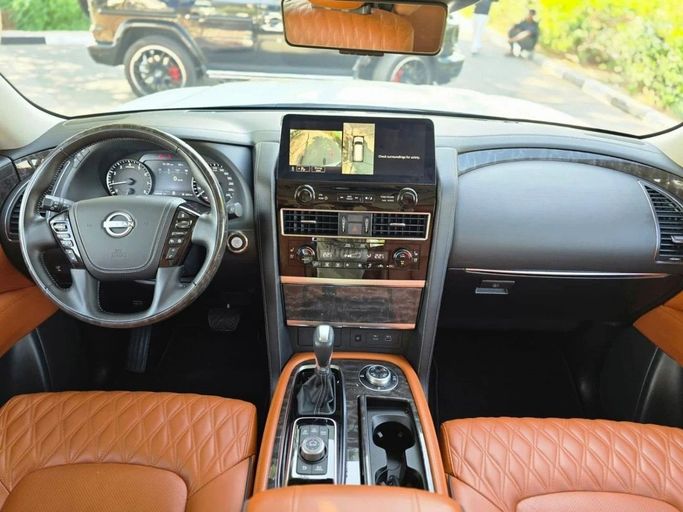 Used Nissan Patrol VI (Y62) Facelift 2, 5.6 l, 2022 in Dubai by US Motors, White color. GCC Specs | AUTO.AE