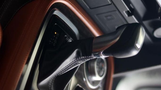 Used Nissan Patrol VI (Y62) Facelift 2, 4.0 l, 2022 in Dubai by Cariva Used Cars , White color. GCC Specs | AUTO.AE