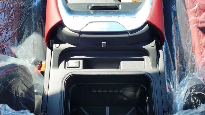 Новый Nissan Patrol VII (Y63), 3.5 л, 2025 в Дубае от World Center Motors FZE Черный цвет. GCC | AUTO.AE