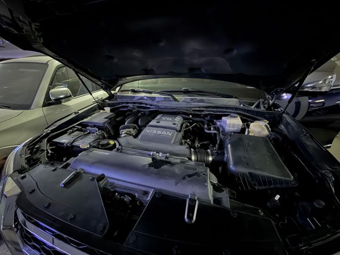 Used Nissan Patrol VI (Y62) Facelift 2, 5.6 l, 2020 in Dubai, Navy Blue color. GCC Specs | AUTO.AE