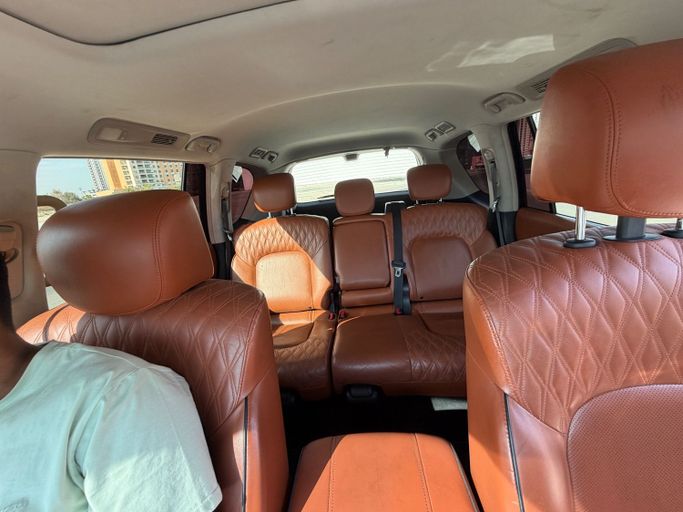 Used Nissan Patrol VI (Y62) Facelift 2, 5.6 l, 2020 in Dubai, Navy Blue color. GCC Specs | AUTO.AE