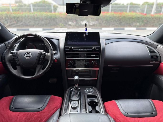 Подержанный Nissan Patrol VI (Y62) Рестайлинг 2, 5.6 л, 2022 в Дубае от Ideal Cars LLC Серый цвет. GCC | AUTO.AE