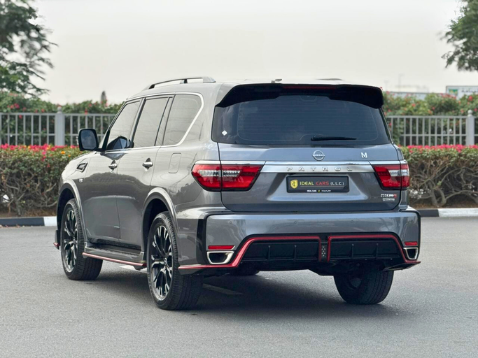 Подержанный Nissan Patrol VI (Y62) Рестайлинг 2, 5.6 л, 2022 в Дубае от Ideal Cars LLC Серый цвет. GCC | AUTO.AE