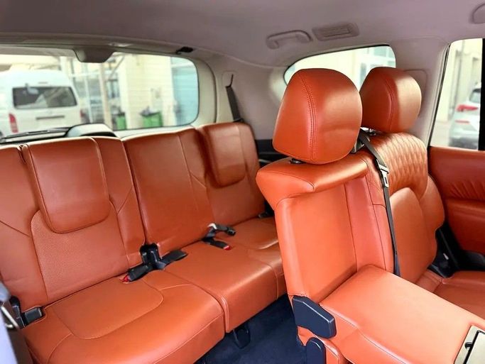 Подержанный Nissan Patrol VI (Y62) Рестайлинг 2, 4.0 л, 2021 в Дубае от Al Qemah Used Cars Черный цвет. GCC | AUTO.AE