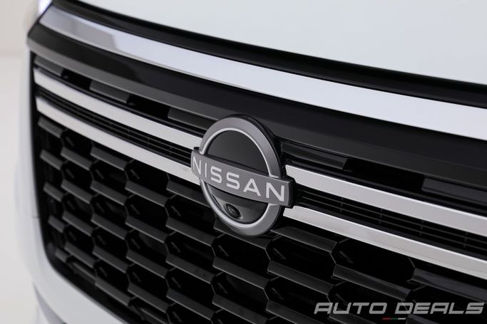 Подержанный Nissan Patrol VII (Y63), 3.5 л, 2025 в Дубае от AUTO DEALS Белый цвет. GCC | AUTO.AE