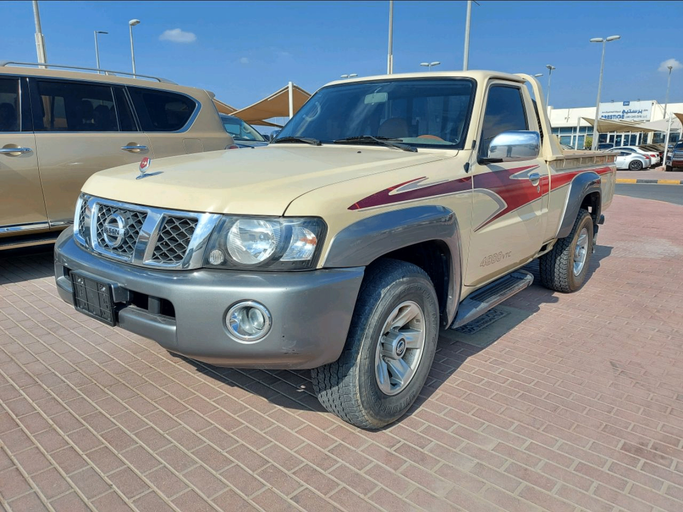 Подержанный Nissan Patrol V (Y61) Рестайлинг, 4.8 л, 2014 в Дубае от Abdo Al Muthanna Used Cars Светло-коричневый цвет. GCC | AUTO.AE