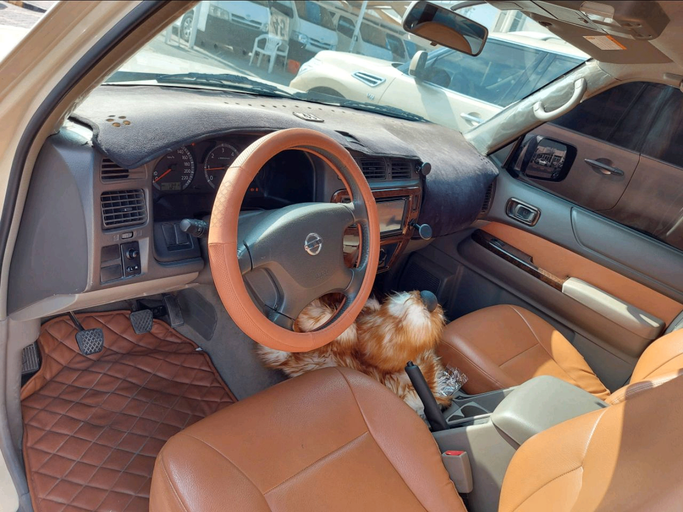 Подержанный Nissan Patrol V (Y61) Рестайлинг, 4.8 л, 2014 в Дубае от Abdo Al Muthanna Used Cars Светло-коричневый цвет. GCC | AUTO.AE