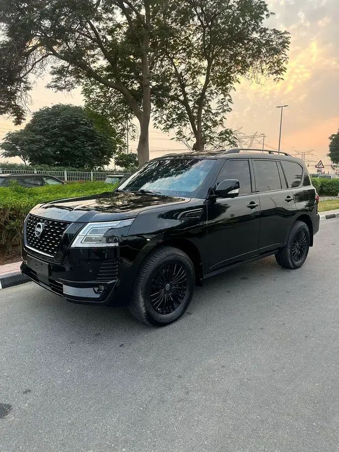 مستعملة Nissan Patrol عملية شد الوجه VI (Y62), 4.0 l, 2016 في في دبي من First Choice Motors، اللون أسود. مواصفات الخليج | AUTO.AE