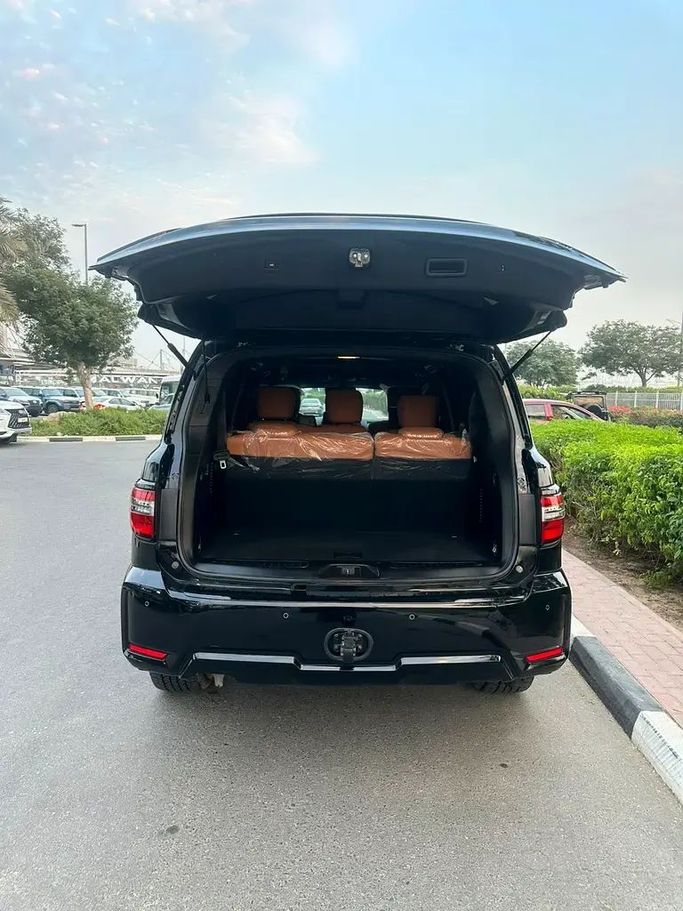 مستعملة Nissan Patrol عملية شد الوجه VI (Y62), 4.0 l, 2016 في في دبي من First Choice Motors، اللون أسود. مواصفات الخليج | AUTO.AE