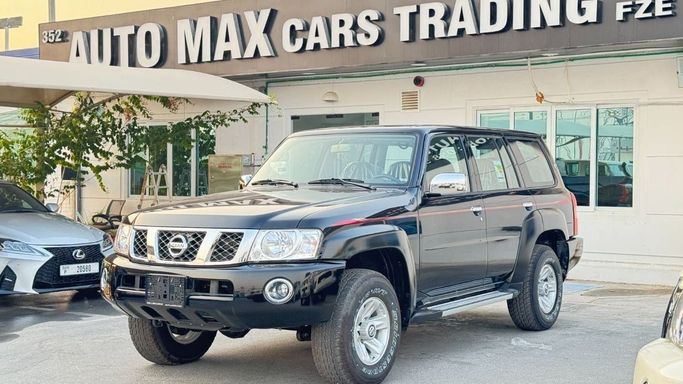 Новый Nissan Patrol V (Y61) Рестайлинг, 4.8 л, 2024 в Дубае от Auto Max Cars Trading FZe Черный цвет. GCC | AUTO.AE