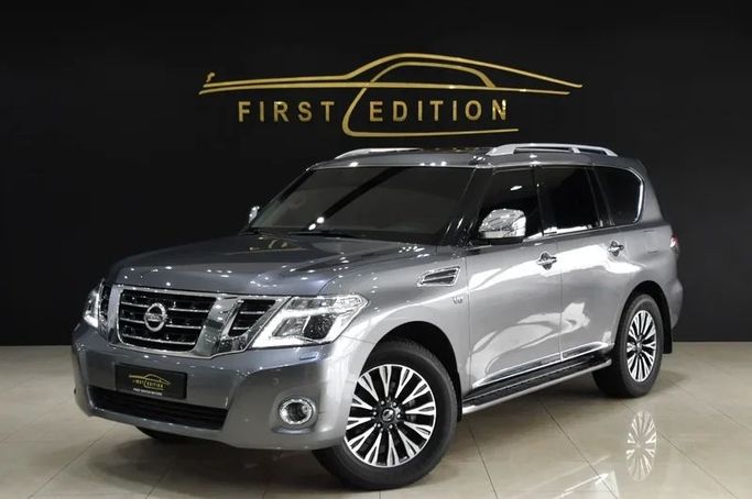 مستعملة Nissan Patrol عملية شد الوجه VI (Y62) 2, 5.6 l, 2019 في في دبي من First Edition Motors، اللون فضي. مواصفات الخليج | AUTO.AE