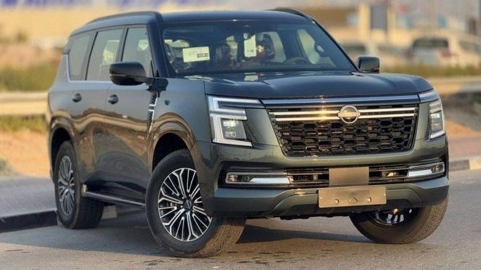 جديدة Nissan Patrol سابعاً (Y63), 3.8 l, 2025 في في دبي من TARGET MOTORS FZE، اللون رمادي. مواصفات الخليج | AUTO.AE