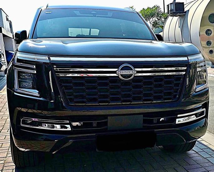 مستعملة Nissan Patrol سابعاً (Y63), 3.8 l, 2025 في في دبي من LiveCars، اللون أسود. مواصفات الخليج | AUTO.AE
