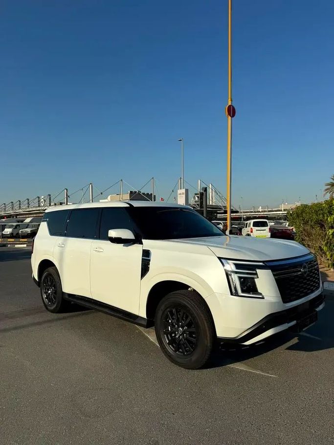 مستعملة Nissan Patrol سابعاً (Y63), 3.8 l, 2026 في في دبي من Bin Humaidan Motors، اللون أبيض. مواصفات الخليج | AUTO.AE | إعلان #259801