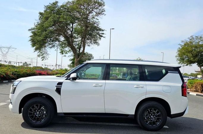 جديدة Nissan Patrol سابعاً (Y63), 3.8 l, 2026 في في الإمارات, دبي من HH MOTORS CORPORATION، اللون أبيض. مواصفات الخليج | AUTO.AE | إعلان #260132