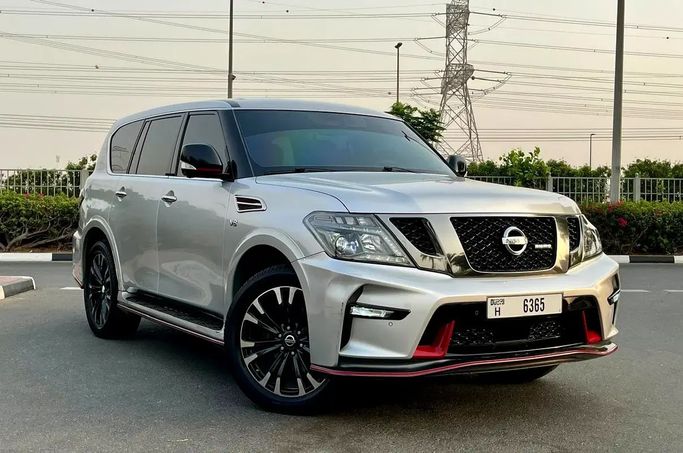 مستعملة Nissan Patrol عملية فيس ليفت VI (Y62), 5.6 l, 2019 في في دبي من Auto Links LLC، اللون فضي. مواصفات الخليج | AUTO.AE | إعلان #260855