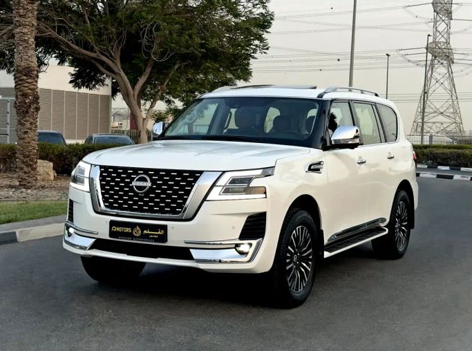 Used Nissan Patrol VI (Y62) Facelift 2, 4.0 l, 2023 in Dubai by Q Motors, White color. GCC Specs | AUTO.AE | Listing #263548