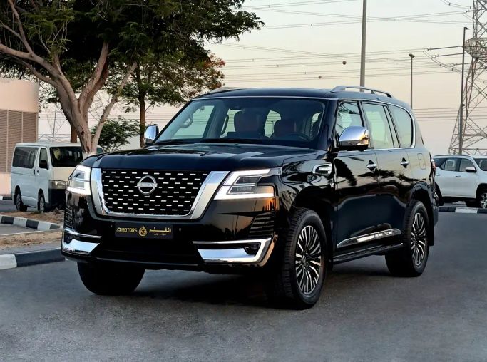 مستعملة Nissan Patrol عملية فيس ليفت VI (Y62) 2, 5.6 l, 2024 في في دبي من Q Motors، اللون أسود. مواصفات الخليج | AUTO.AE | إعلان #263557
