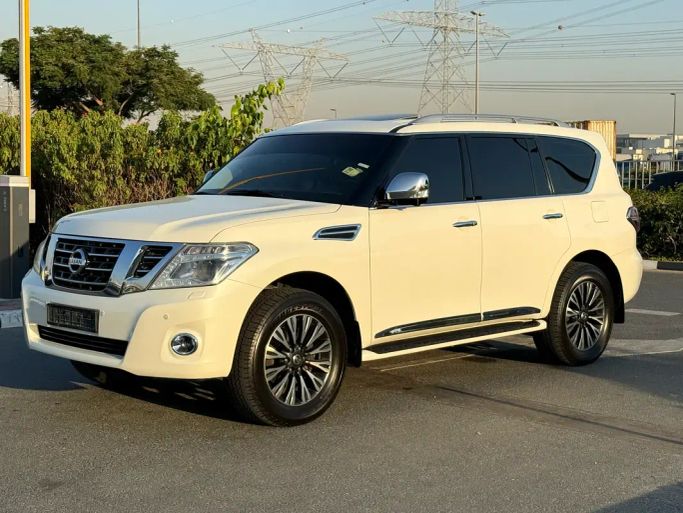 Подержанный Nissan Patrol VI (Y62) Рестайлинг, 5.6 л, 2017 в Дубае от ALMUWAFAQ MOTORS Белый цвет. GCC | AUTO.AE | Объявление #264324