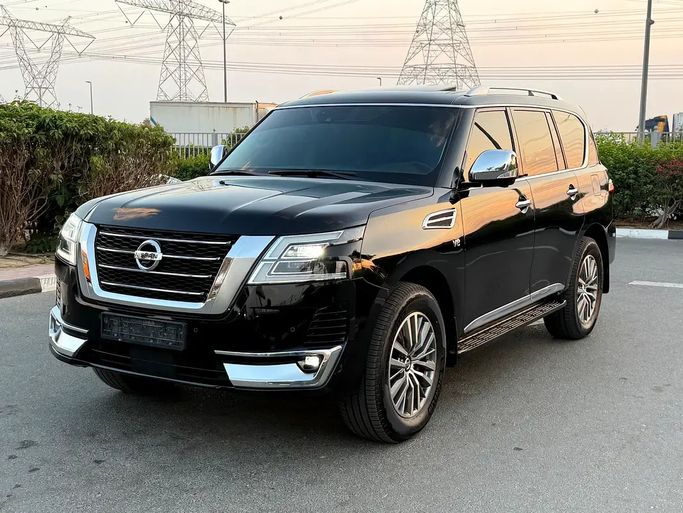 مستعملة Nissan Patrol عملية فيس ليفت VI (Y62) 2, 5.6 l, 2020 في في دبي من ALMUWAFAQ MOTORS، اللون أسود. مواصفات الخليج | AUTO.AE | إعلان #264325