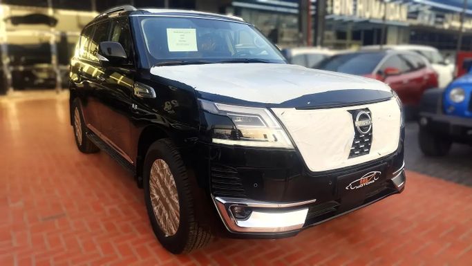 Новый Nissan Patrol VI (Y62) Рестайлинг 2, 5.6 л, 2024 в Дубае от 555 Motors Черный цвет. Японская | AUTO.AE | Объявление #265056