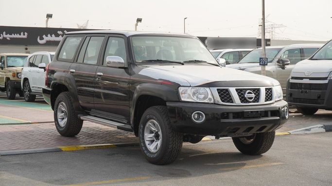 New Nissan Patrol V (Y61) Facelift, 4.8 l, 2024 in Dubai by Atlantis Motors FZE, Black color. GCC Specs | AUTO.AE | Listing #266590