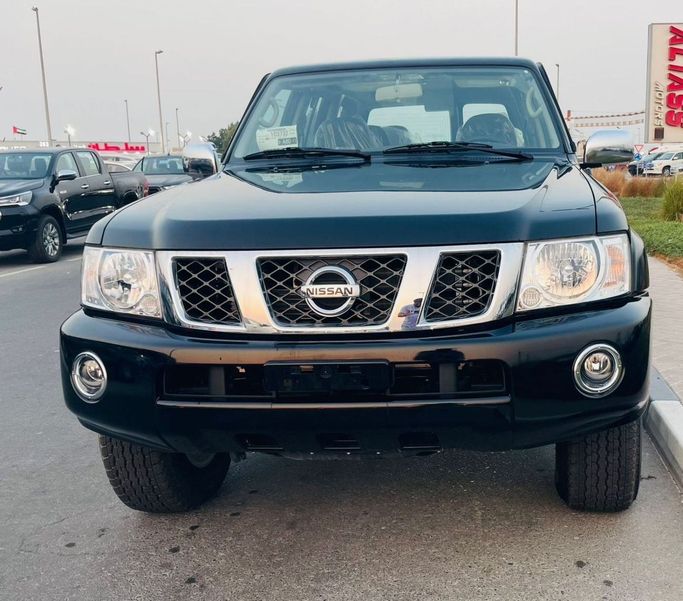 New Nissan Patrol V (Y61) Facelift, 4.8 l, 2024 in Dubai by Atlantis Motors FZE, Black color. GCC Specs | AUTO.AE | Listing #266638