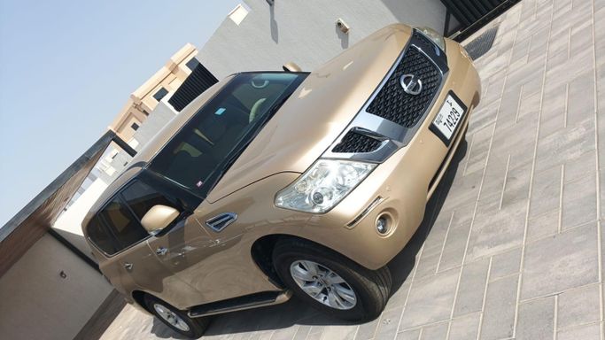 Подержанный Nissan Patrol VI (Y62), 5.6 л, 2013 в Дубае Светло-коричневый цвет. GCC | AUTO.AE | Объявление #271558