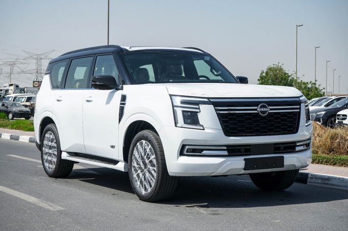 جديدة Nissan Patrol سابعاً (Y63), 3.5 l, 2026 في في دبي من Wafrah Automotive Fzco، اللون أبيض. المواصفات اليابانية | AUTO.AE | إعلان #273088