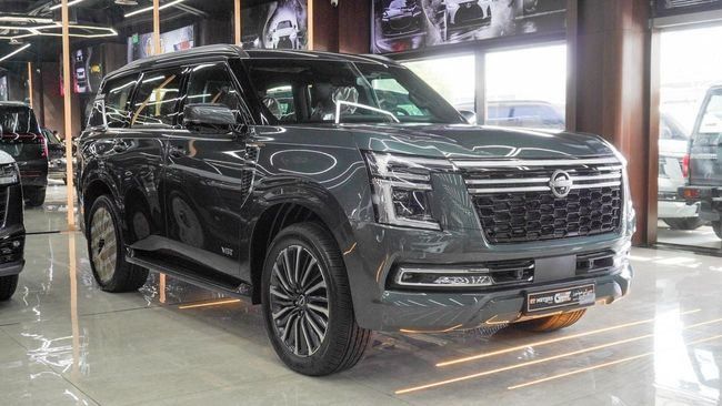 جديدة Nissan Patrol سابعاً (Y63), 3.5 l, 2025 في في الإمارات, دبي من GT MOTORS، اللون رمادي. مواصفات الخليج | AUTO.AE | إعلان #274470