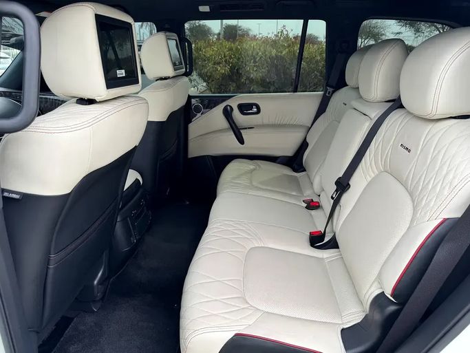 Used Nissan Patrol VI (Y62) Facelift, 5.6 l, 2018 in UAE, Dubai by Royal Motors, White color. GCC Specs | AUTO.AE | Listing #295224 — photo 12 of 18
