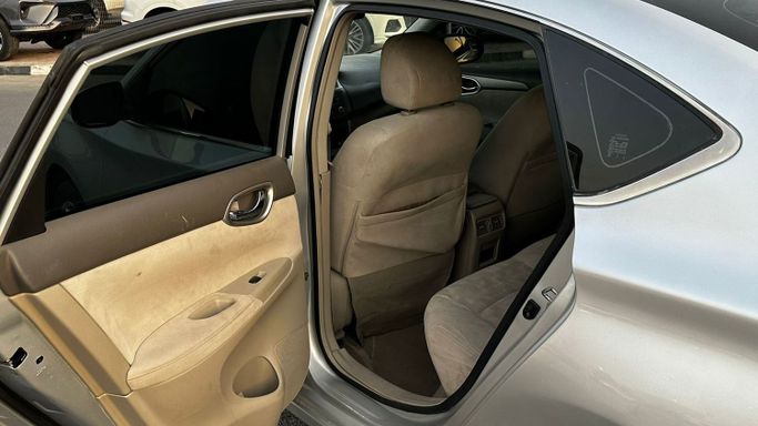 Used Nissan Sentra VII (B17), 1.6 l, 2013 in Dubai by Alhamd Motors, Silver color. Other | AUTO.AE