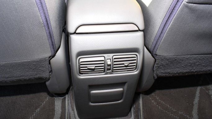 Подержанный Nissan Sentra VII (B17) Рестайлинг, 1.6 л, 2019 в Дубае от Al Falasi Motors Белый цвет. Other | AUTO.AE