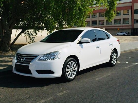 مستعملة Nissan Sentra سابعاً (B17), 1.6 l, 2017 في في دبي من DEVA CARS، اللون أبيض. مواصفات الخليج | AUTO.AE