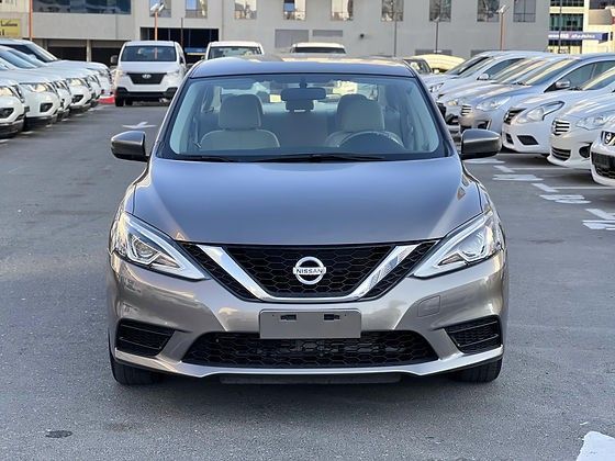 Подержанный Nissan Sentra VIII (B18), 2.0 л, 2021 в Дубае от DEVA CARS Серый цвет. GCC | AUTO.AE