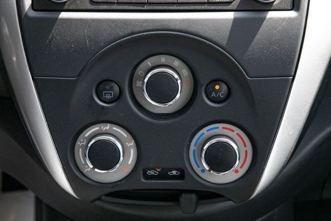 Новый Nissan Sunny N18 Рестайлинг, 1.6 л, 2024 в Дубае от Mohamed Hakim Motors Белый цвет. Other | AUTO.AE