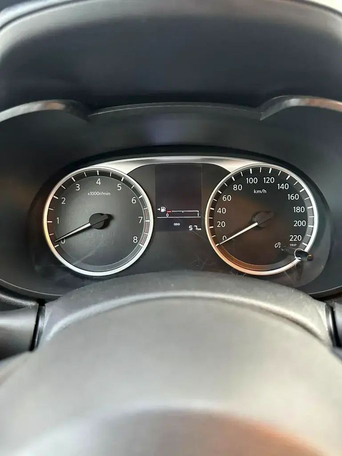 Новый Nissan Sunny N18, 1.6 л, 2023 в Дубае от First Choice Motors Серебристый цвет. GCC | AUTO.AE