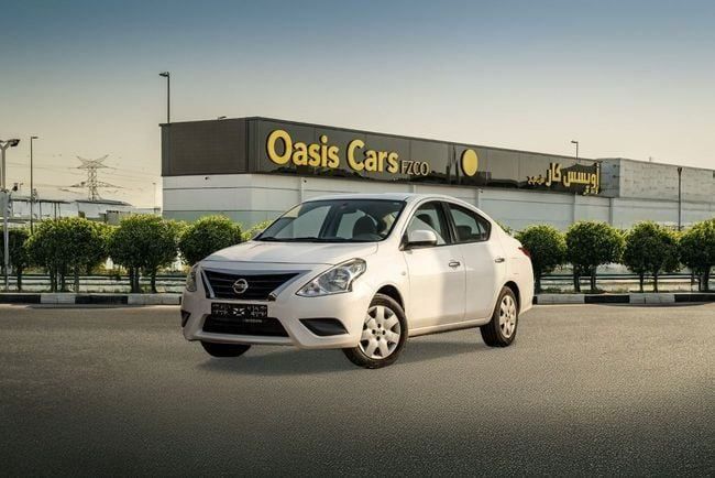مستعملة Nissan Sunny شد الوجه N17, 1.5 l, 2022 في في دبي من OASIS CARS، اللون أبيض. مواصفات الخليج | AUTO.AE