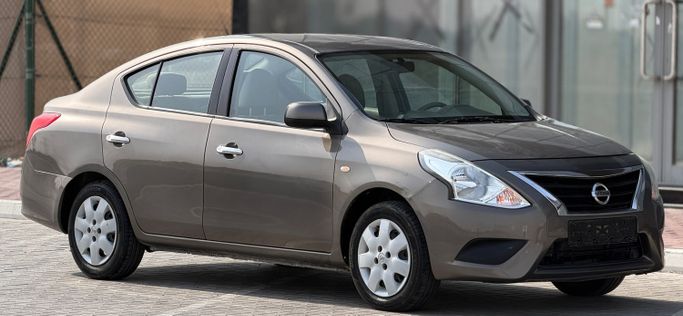 Подержанный Nissan Sunny N17 Рестайлинг, 1.5 л, 2022 в ОАЭ, Дубай Белый цвет. GCC | AUTO.AE | Объявление #282675