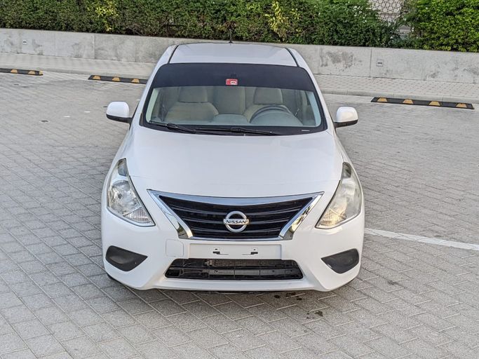 مستعملة ⁦Nissan Sunny فيس ليفت N17، 1.5 l، 2018⁩ في في الإمارات, دبي من NEW ABU TAJ MOTORS، اللون أبيض. مواصفات الخليج | AUTO.AE | إعلان #286785