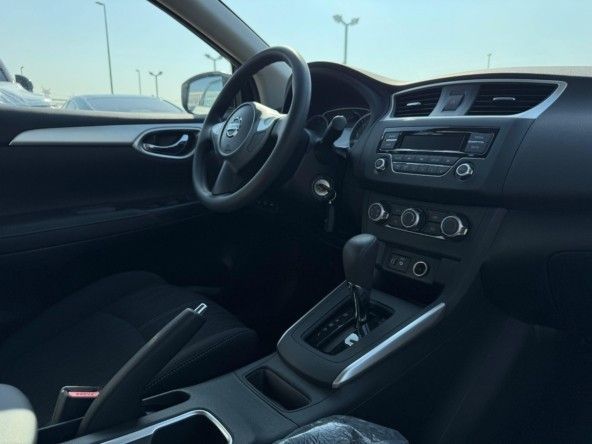 Новый Nissan Sylphy III (China Market) Рестайлинг, 1.6 л, 2024 в Дубае от Titanum Cars Белый цвет. Other | AUTO.AE