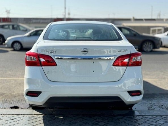 Новый Nissan Sylphy III (China Market) Рестайлинг, 1.6 л, 2024 в Дубае от Titanum Cars Белый цвет. Other | AUTO.AE